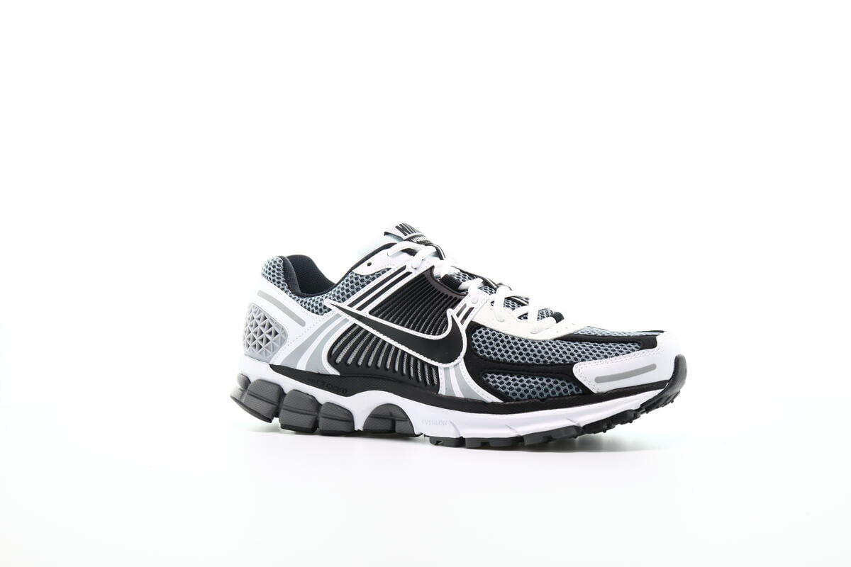 Nike zoom vomero 5 outlet dark grey black white